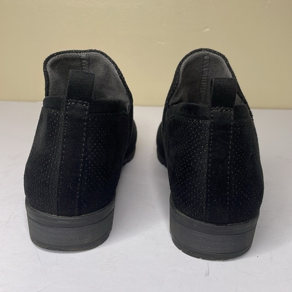DR. SCHOLL’S Rolling Bootie Black Perforated Fabric Lug Outsile Slide-On 9M - Picture 5 of 14